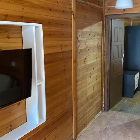 Bujtina E Zefit * Shëngjin