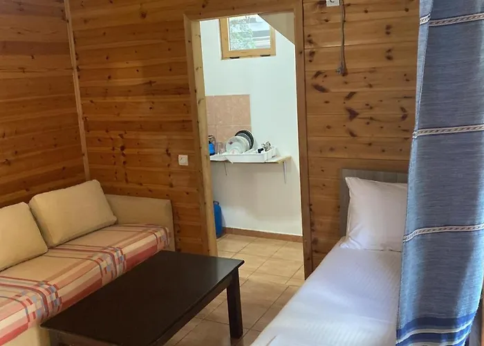 Bujtina E Zefit Shëngjin