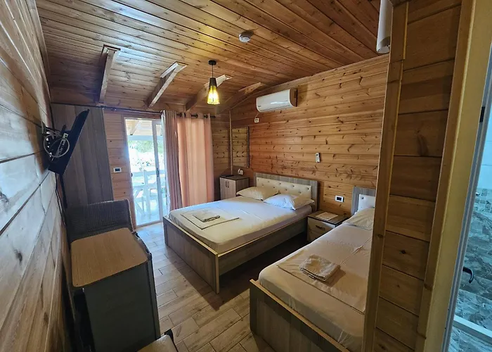 Bujtina E Zefit Semesterbostad *